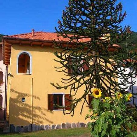 Appartamenti Ca Di Pom Omegna Bagian luar foto