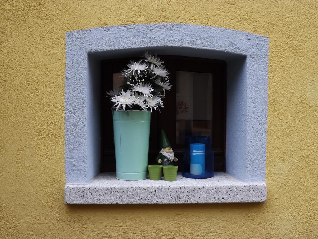 Appartamenti Ca Di Pom Omegna Ruang foto